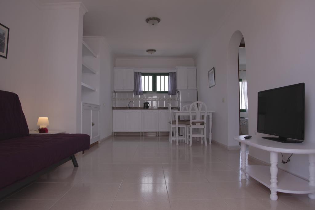 Apartamentos Flamboyant Adults Only Puerto del Carmen  Bilik gambar